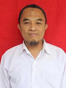 Amrullah, S.Pd.I., (Guru Fikih)