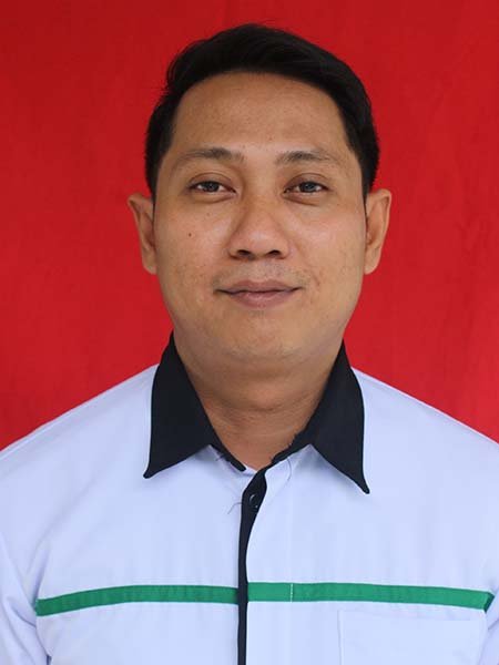 Andi Abdul Azis, SS. (Guru Bahasa Arab)