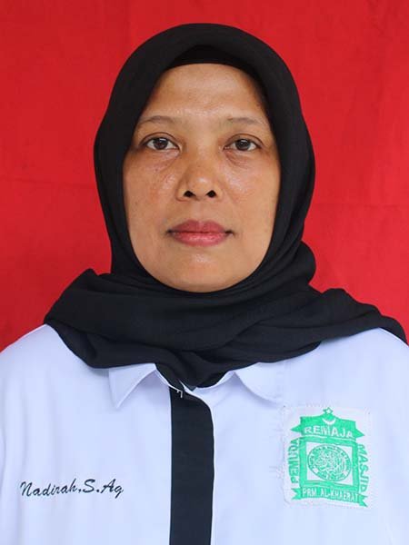 Nadirah, S.Ag., M.Pd.I, (Guru Akidah Akhlah)